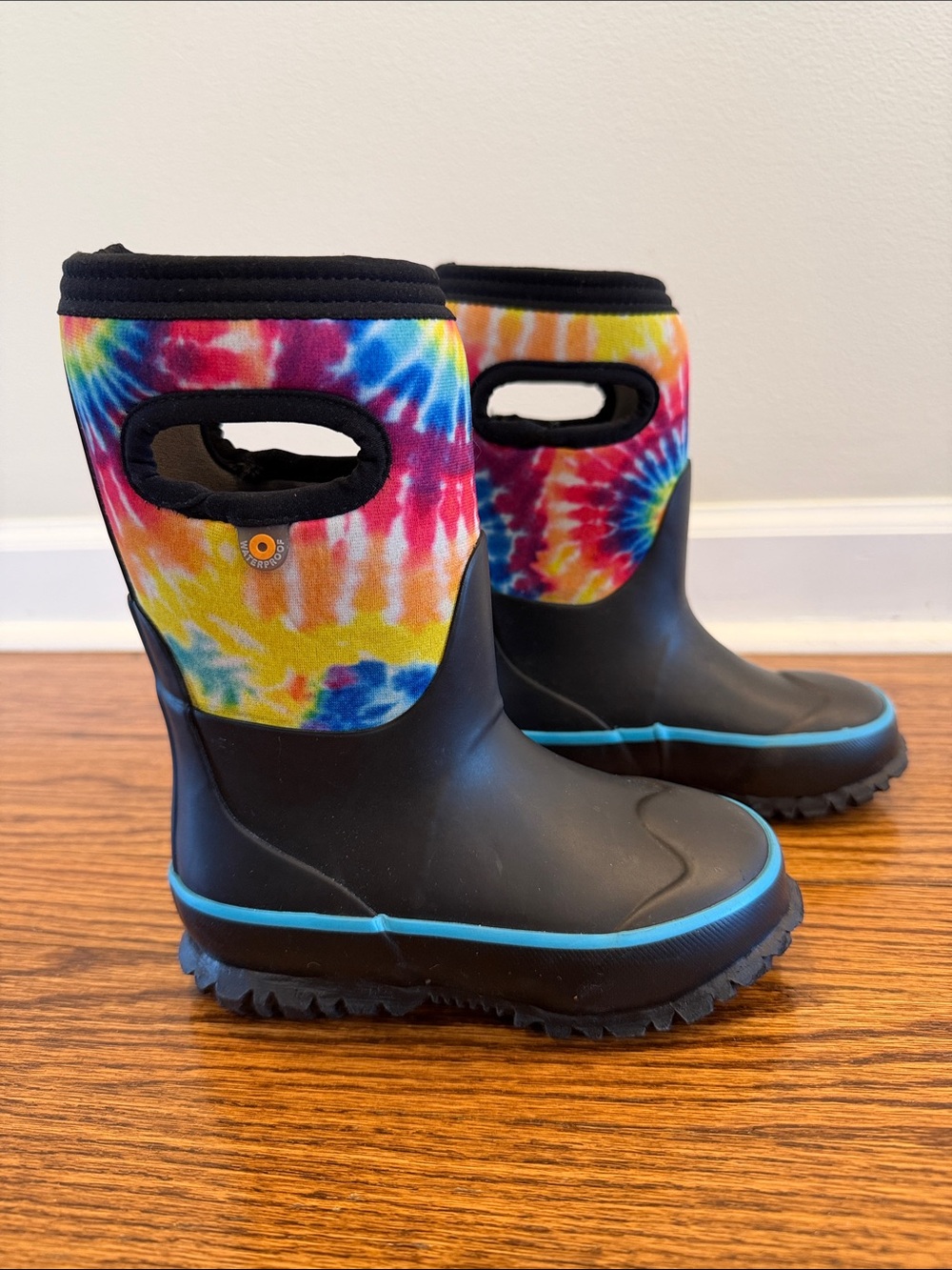 Bogs Kids Tie Dye Winter Boots Size 8 Waterproof Insulated